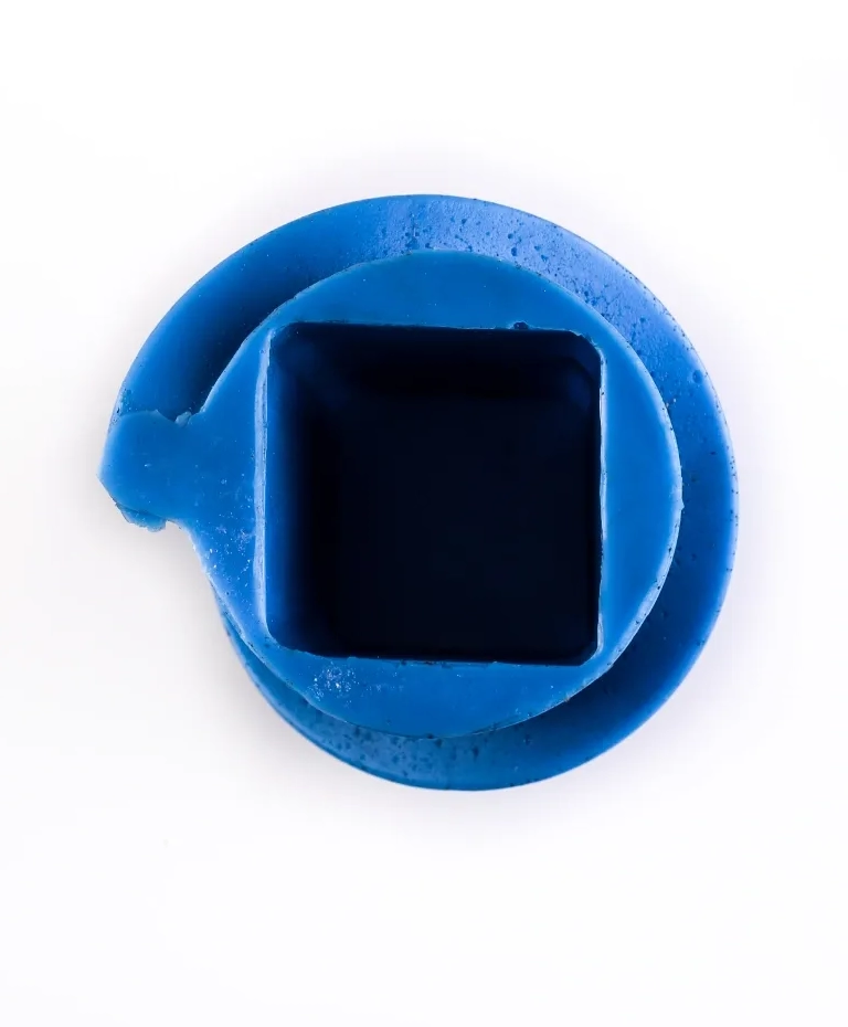 Widok od&nbsp;czoła na&nbsp;segment wałka MultiSep z&nbsp;wyraźnym kwadratowym otworem montażowym