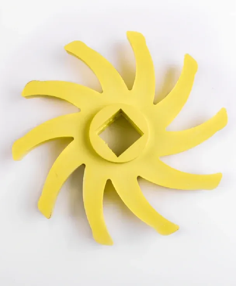 żółta gwiazda (koło) gwiazdownika, która jest częścią zamienną do&nbsp;maszyn rolniczych